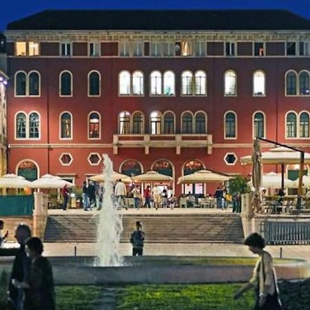 Charming Apartment In Old Town سبليت المظهر الخارجي الصورة