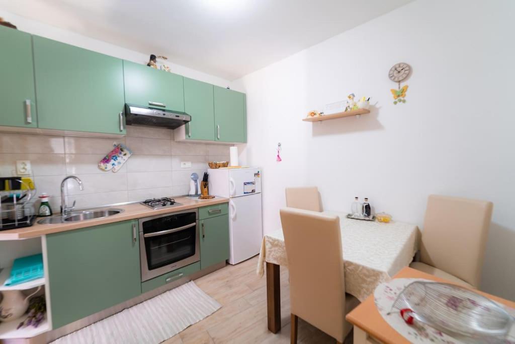 Charming Apartment In Old Town سبليت المظهر الخارجي الصورة