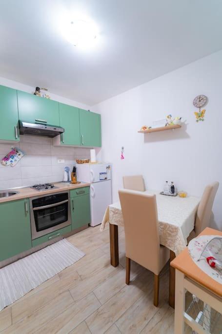 Charming Apartment In Old Town سبليت المظهر الخارجي الصورة