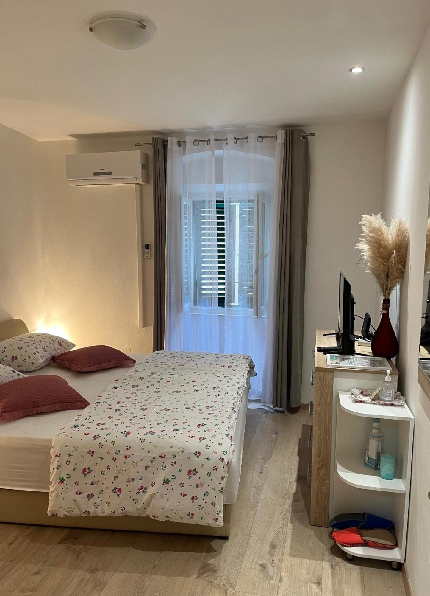 Charming Apartment In Old Town سبليت المظهر الخارجي الصورة